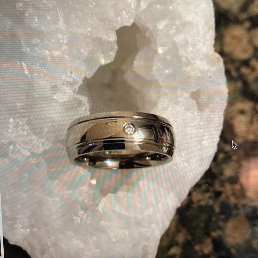 Titanium 8mm Comfort Fit Band w/.05 Genuine Diamond Retail 395.00 NWT